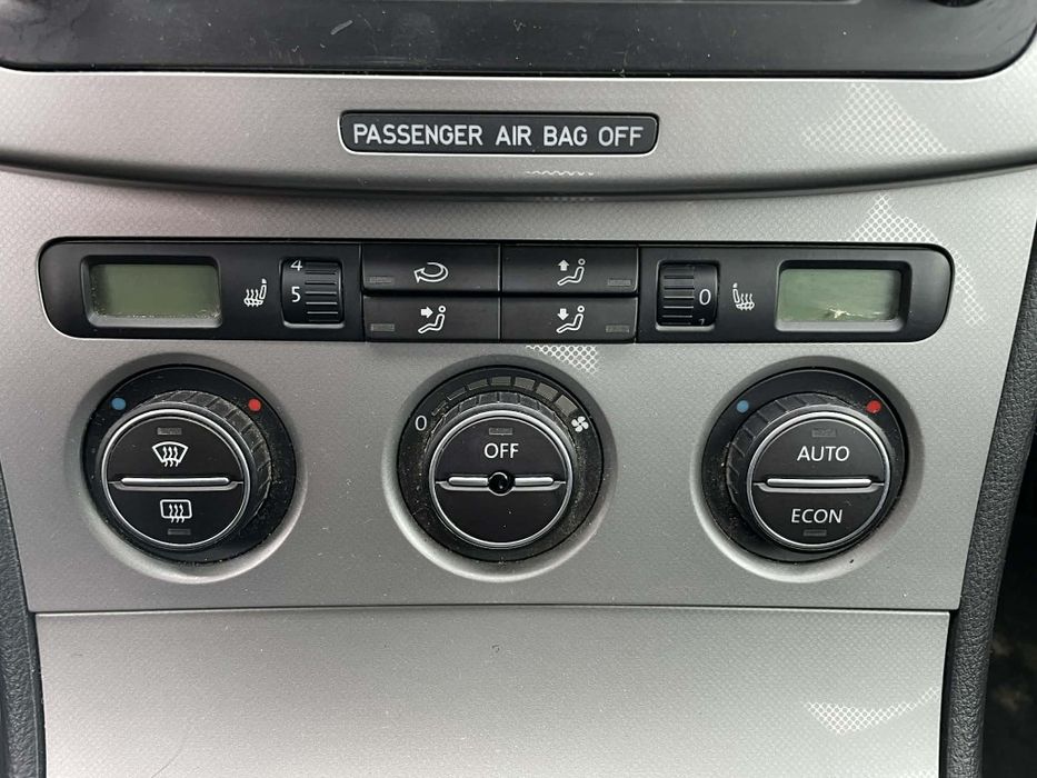 Vând passat unic proprietar