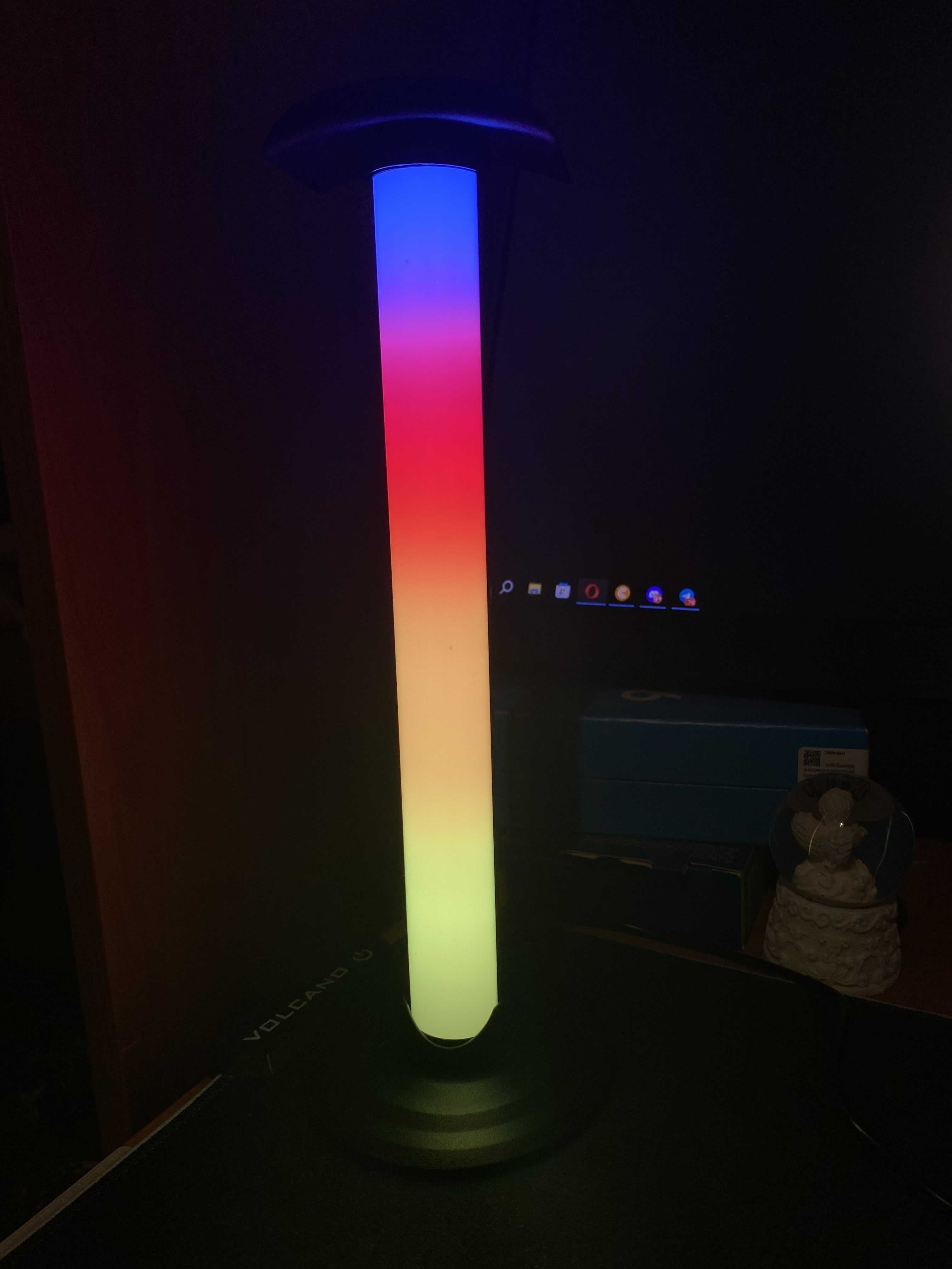 RGB Стойка за слушалки