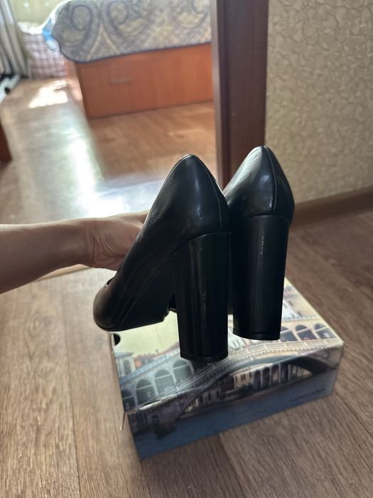 Новые туфли Кари