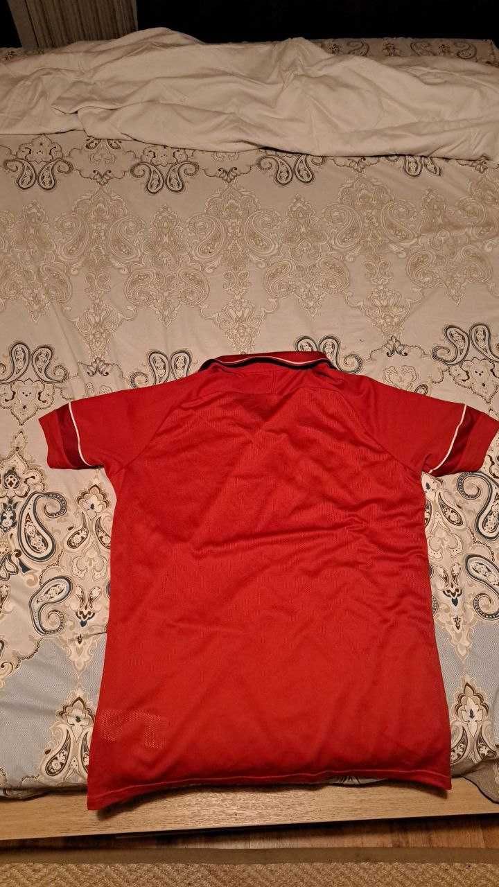 Nike rosu, dry fit, masura L