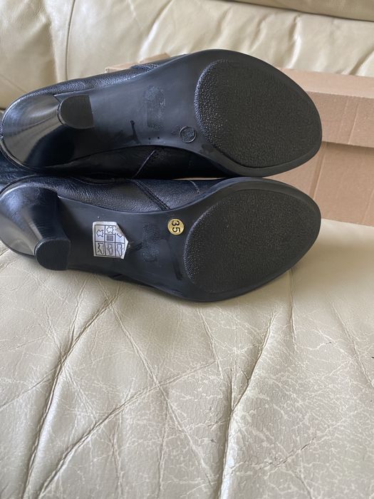 Christian lay - кожени дамски ботуши на ток