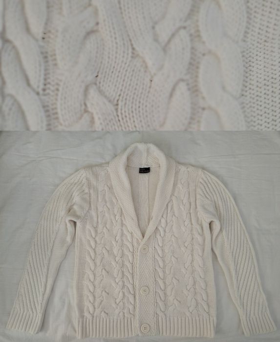 Свитер и кардиган 48р. Джинсы 46 р., костюмы 48-52 размеров