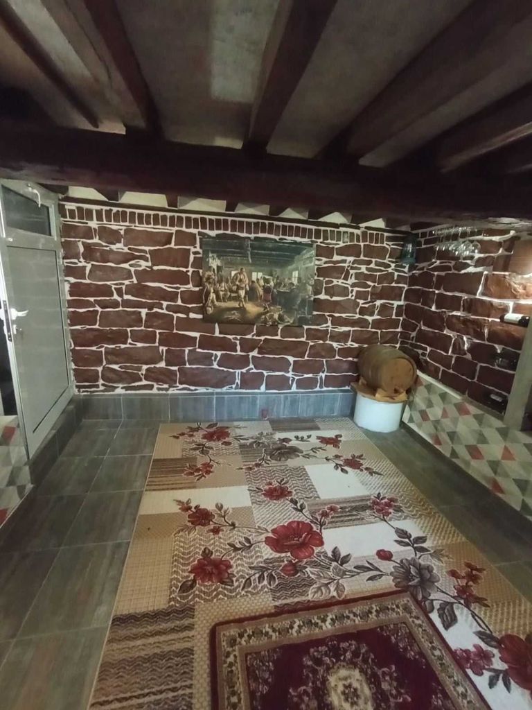 Продава се Къща в с. Ловец, Област Търговище - 1255 кв.м за 54 €/кв.м - Снимка #11
