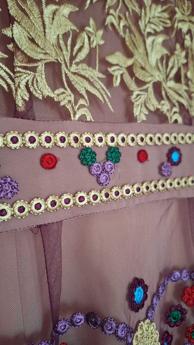 Vand rochie din organza brodata manual