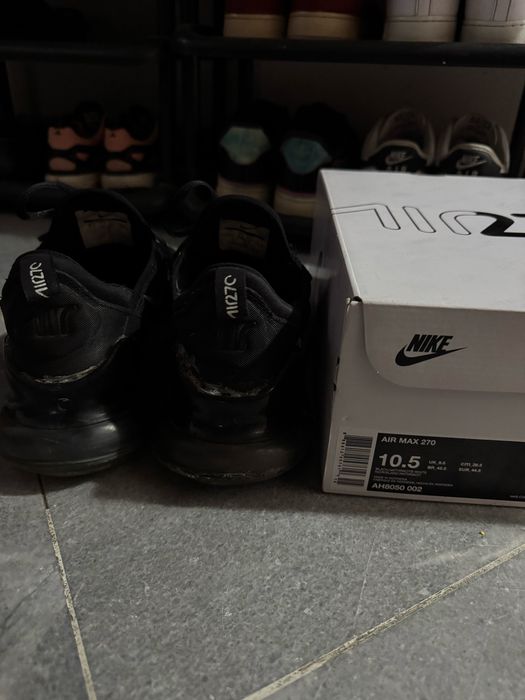 Nike Air Max 270