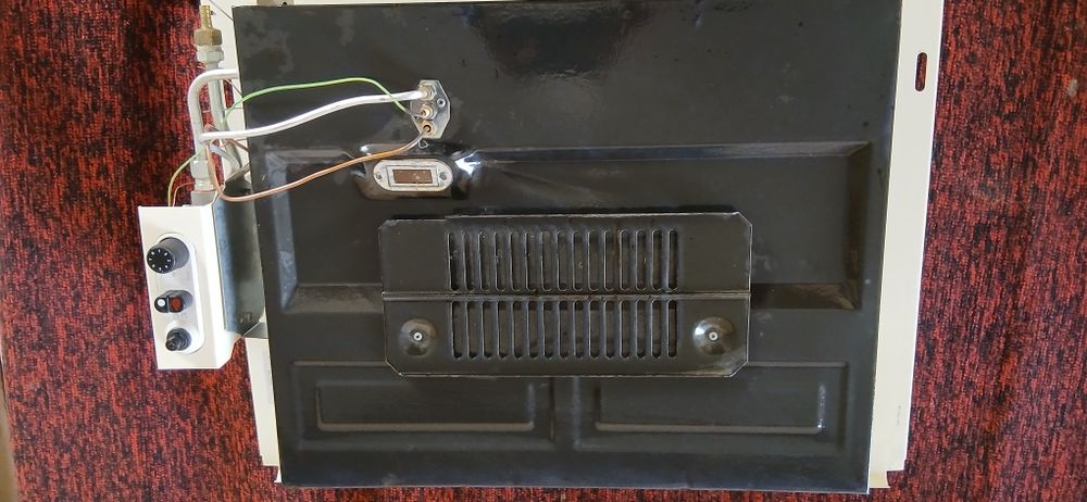 Ukrainada ishlab chiqarilgan gaz pechi sotiladi