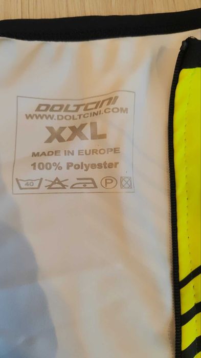 Триатлонски костюми на Doltcini