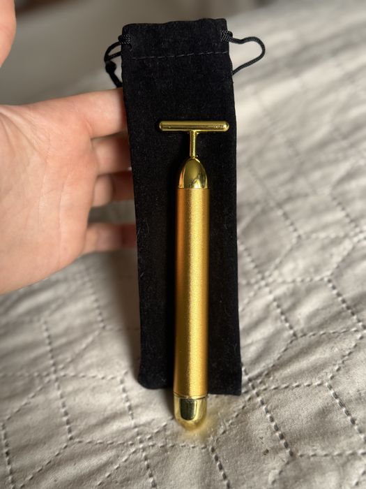 Вибриращ масажор за лице