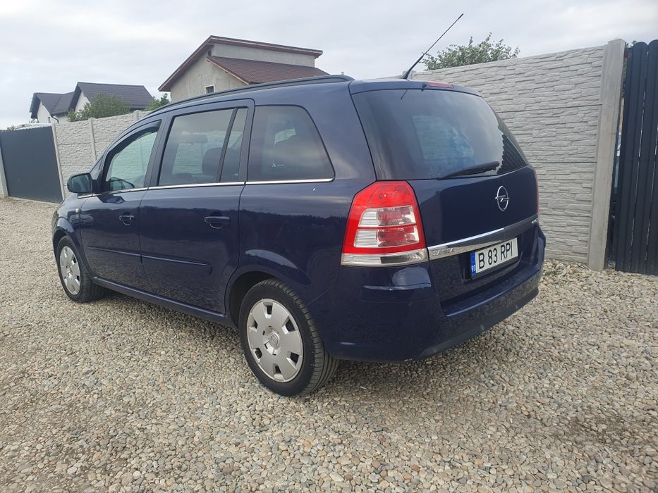 Opel zafira 1.7 diesel 2011