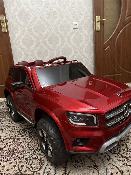 Mercedes Benz bolalar uchun elektromobil