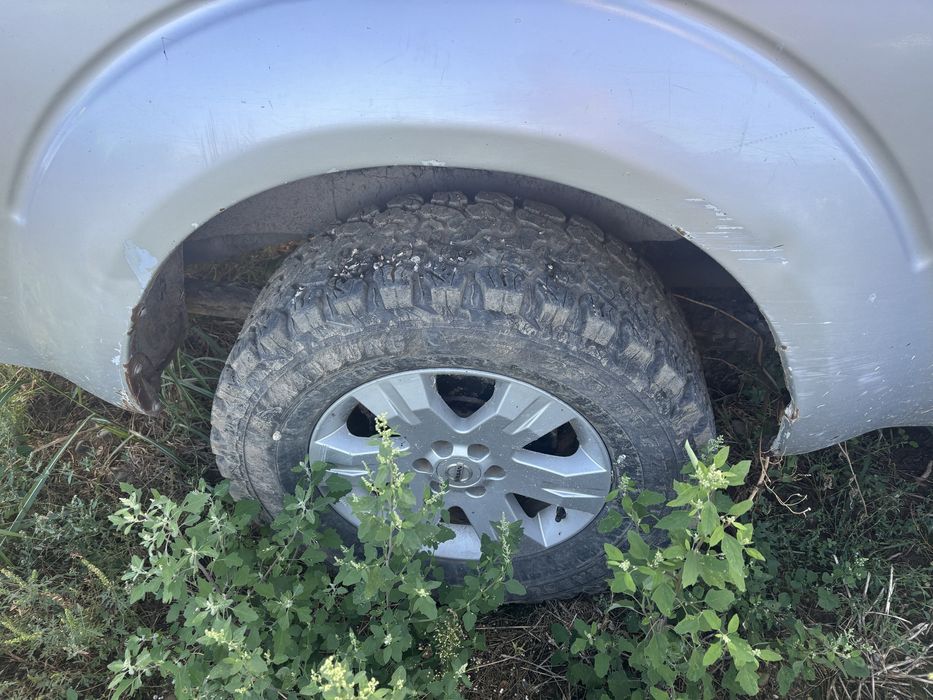 Nissan Navara D40  2.5dci