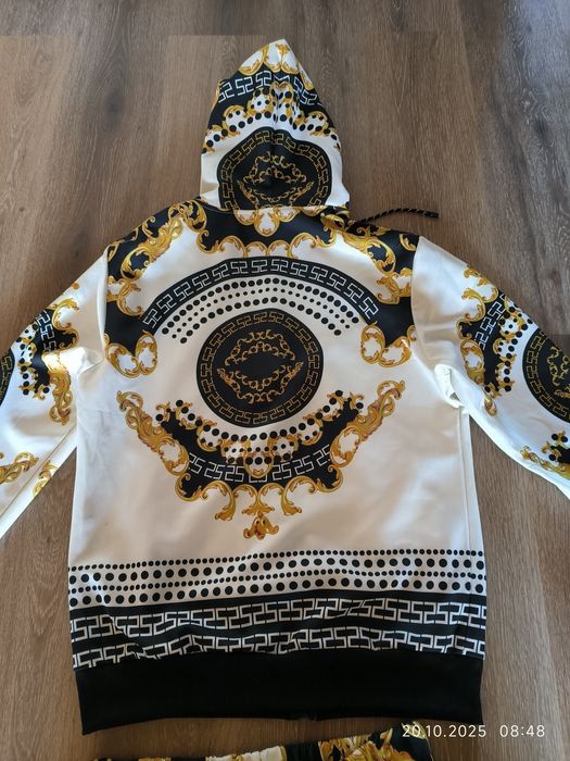 Спортен екип размер L