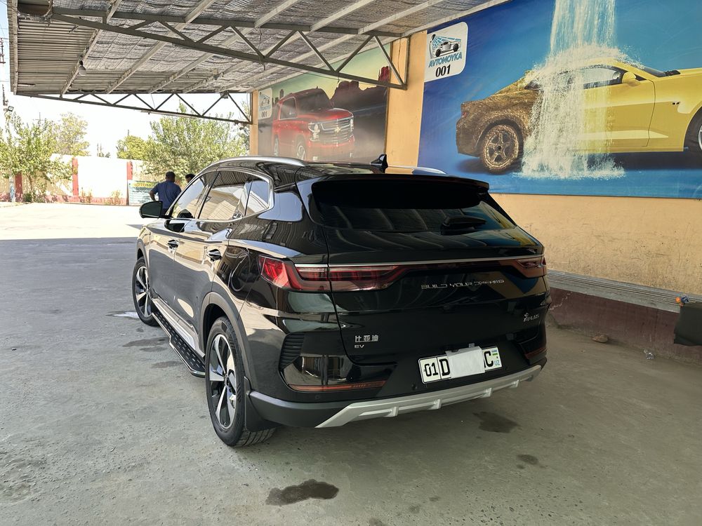 Нархи 23400 $ пробег 51000 км