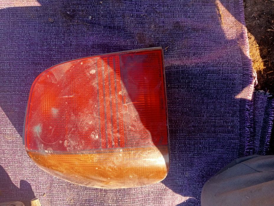 Vând mai multe piese Volkswagen