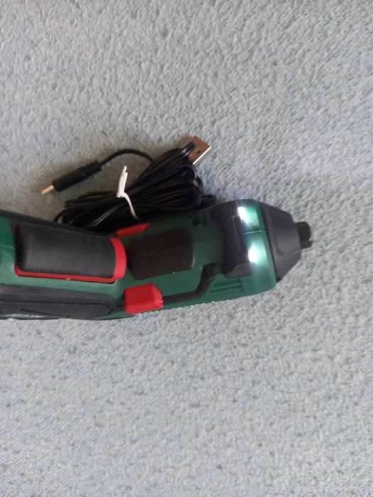 Masina de insurubat si gaurit parkside