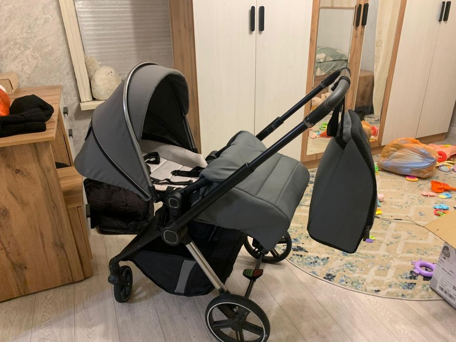 Продам коляску  очень удобнаЯ