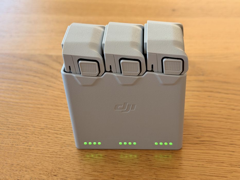 Dji mini 4 pro fly more combo