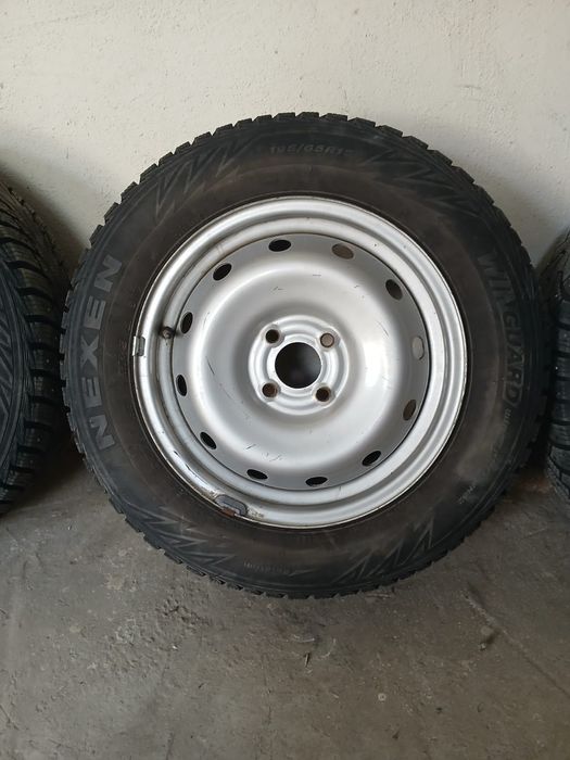 продам зимние шины