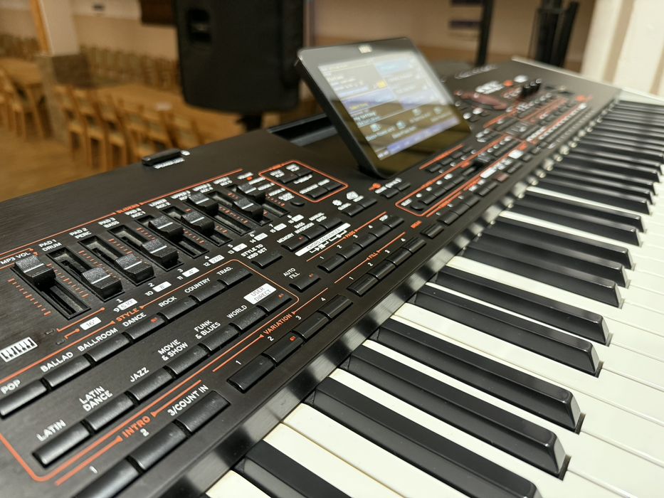 Korg pa4x 76 keys