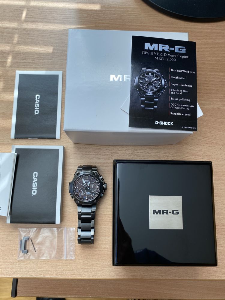 Часовник Casio G-shock MRG-G1000B-1ADR GPS Hybrid