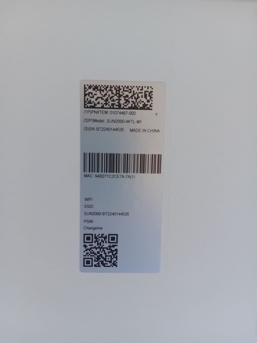 Invertor trifazic Huawei on grid hibrid 4 kw