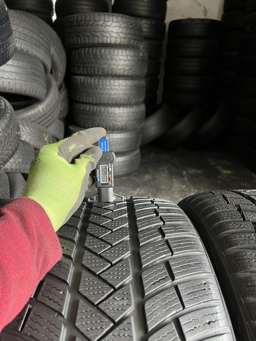 4 anvelope de iarna 245/40/18+225/45/18 Vredestein!