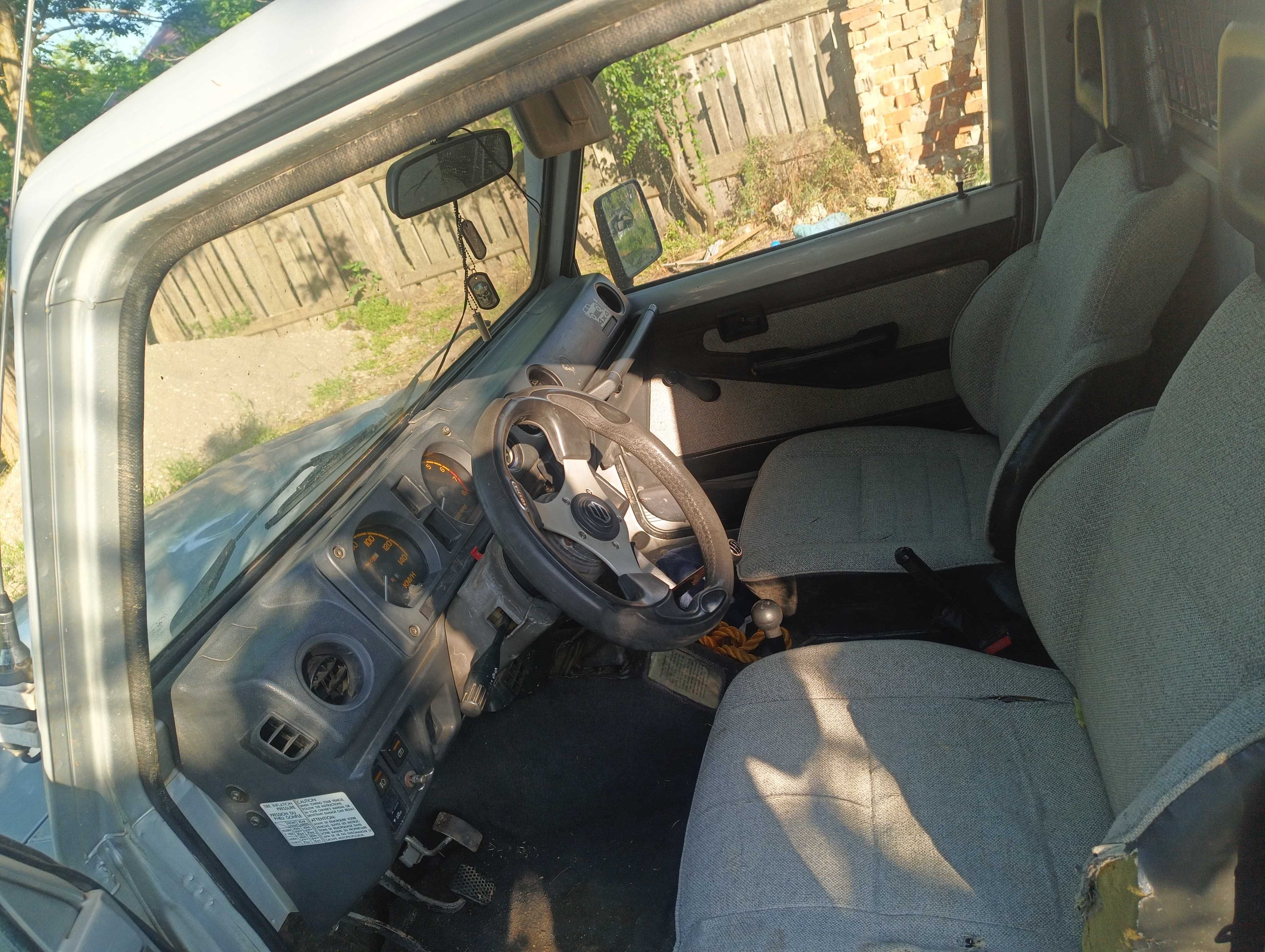 Suzuki Samurai 1.3 carburație