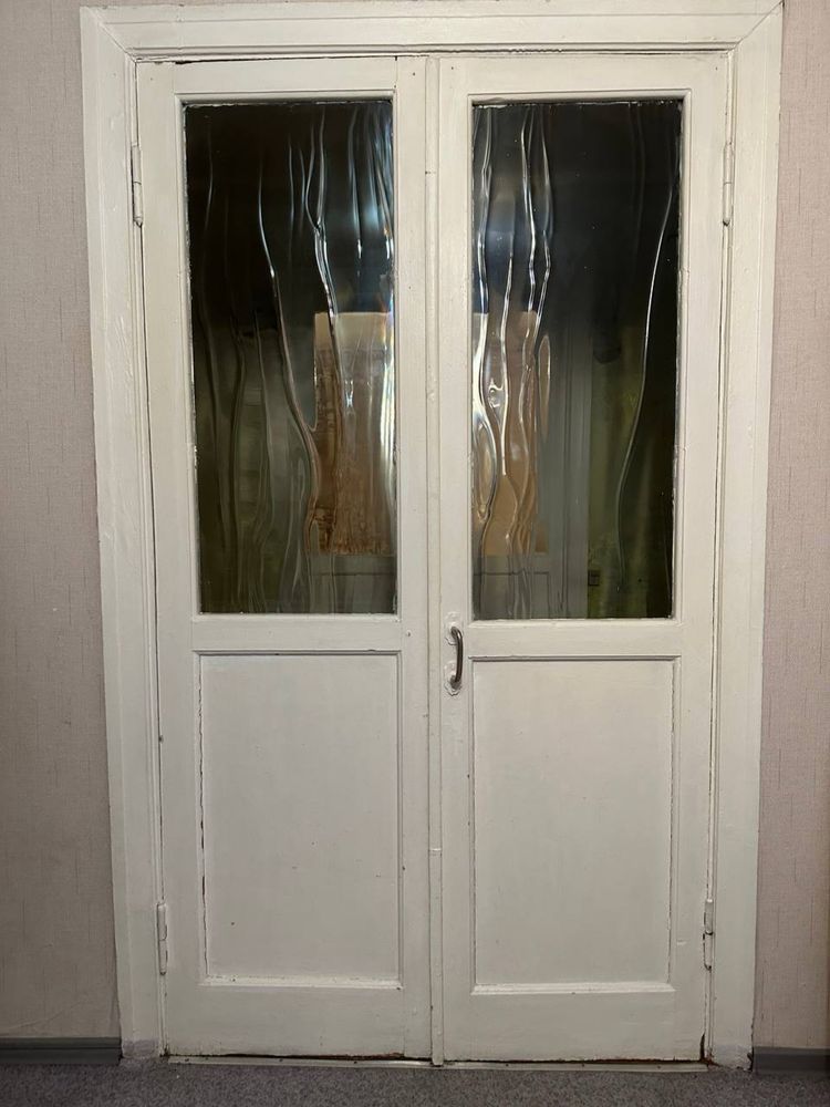 Отдам двери даром