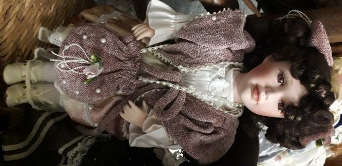 Papusi mari de colectie din portelan