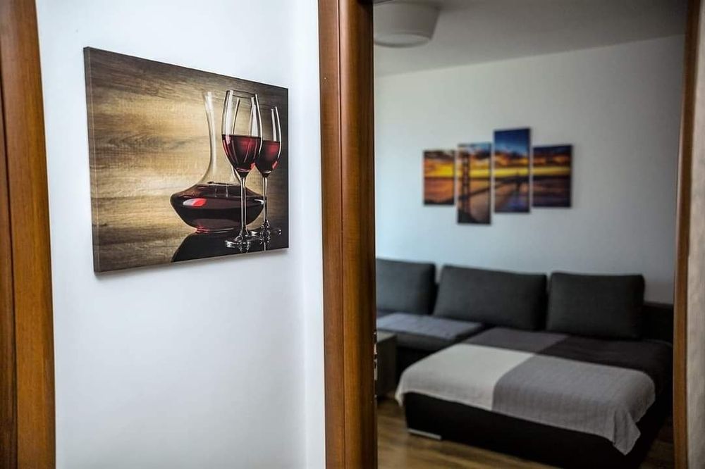 Apartament 2 camere termen scurt