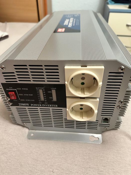 Invertor Mean Well 2500w