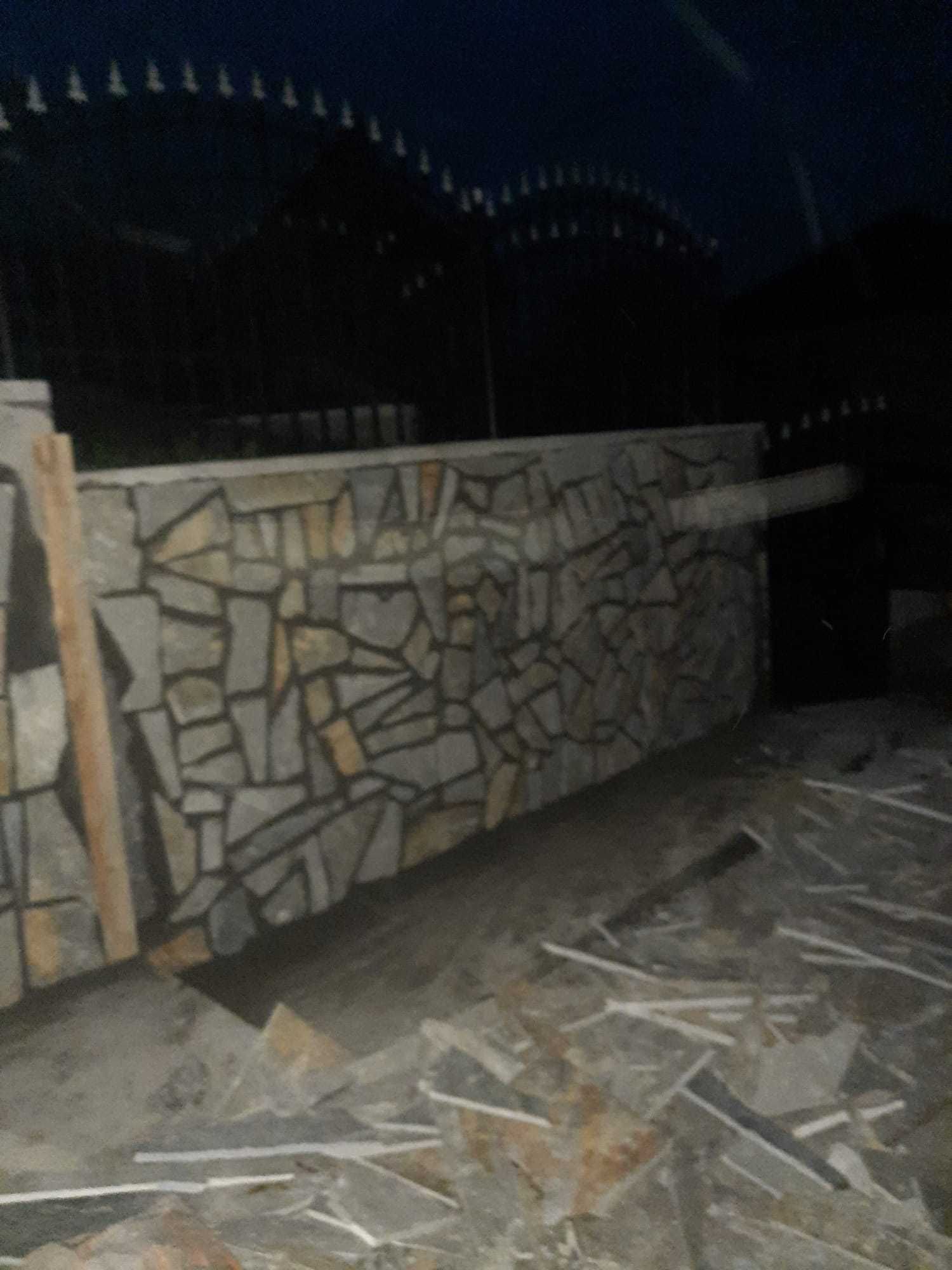 Piatra Naturală de Munte pentru Soclu, Fațade și Aleile Casei