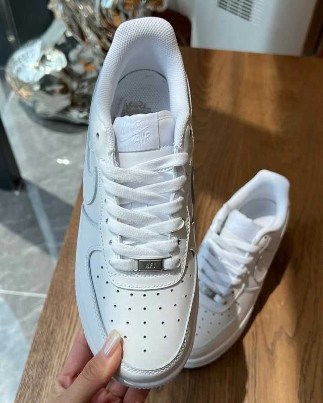 Nike Air Force 1 Low '07 Alb Mărimea 41