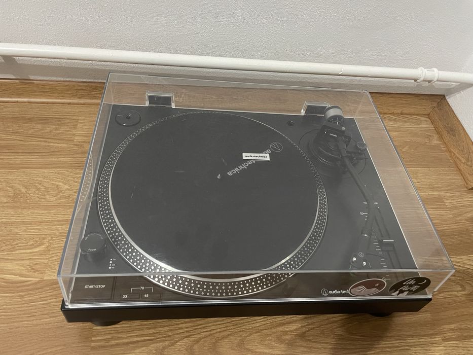 Audio Technic Pick Up/Vinyl player DJ