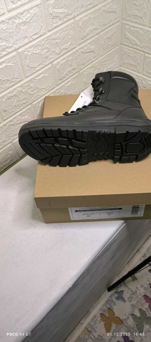 Продавам чисто нови кубинки номер 42 и 43