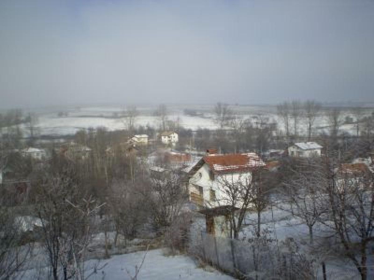 Продава се Къща в с. Гигинци, Област Перник - 60 кв.м за 213 €/кв.м - Снимка #4