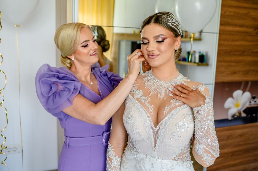 Rochie mireasa cusuta manual