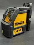Линеен лазерен нивелир DEWALT DW088K / Като нов