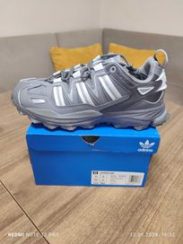 Adidas Hypertyrf маратони ,43 1/3 номер,чисто нови ,100% оригинални