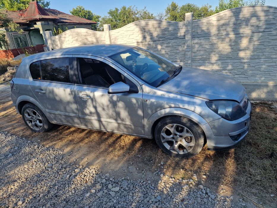 Dezmembrez opel astra h diferite motorizari