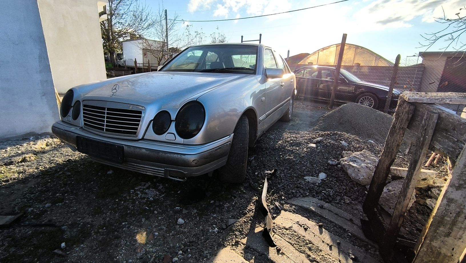 Мерцедес E280 4matic W210 V6 на части