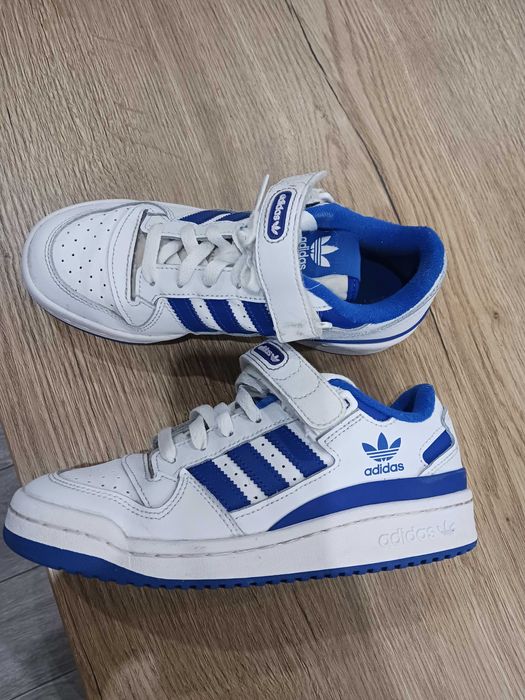Оригинални маратонки на Adidas