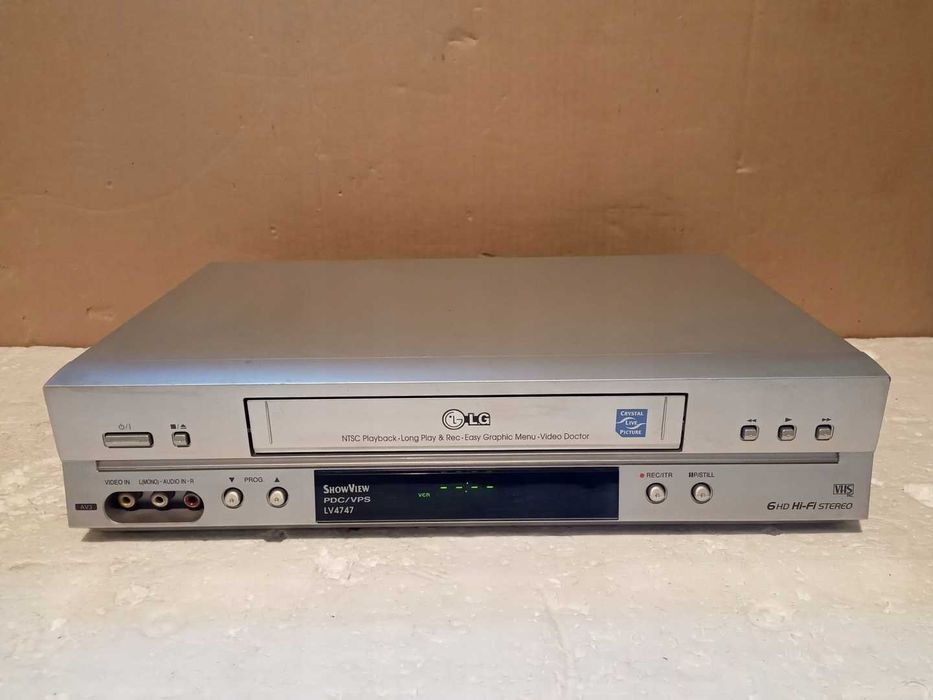 video VHS Recorder tuner tv impecabil