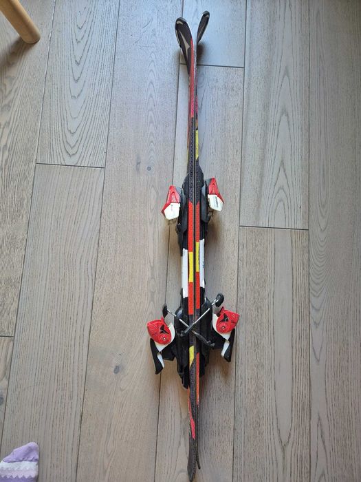 Schiuri Atomic Redster JR cu legături Atomic XTL – lungime 110 cm