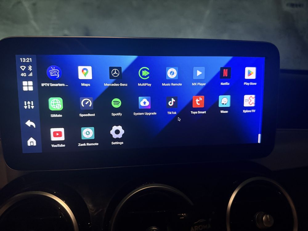 Ottocast P3 – Android Box за кола с CarPlay & Android Auto