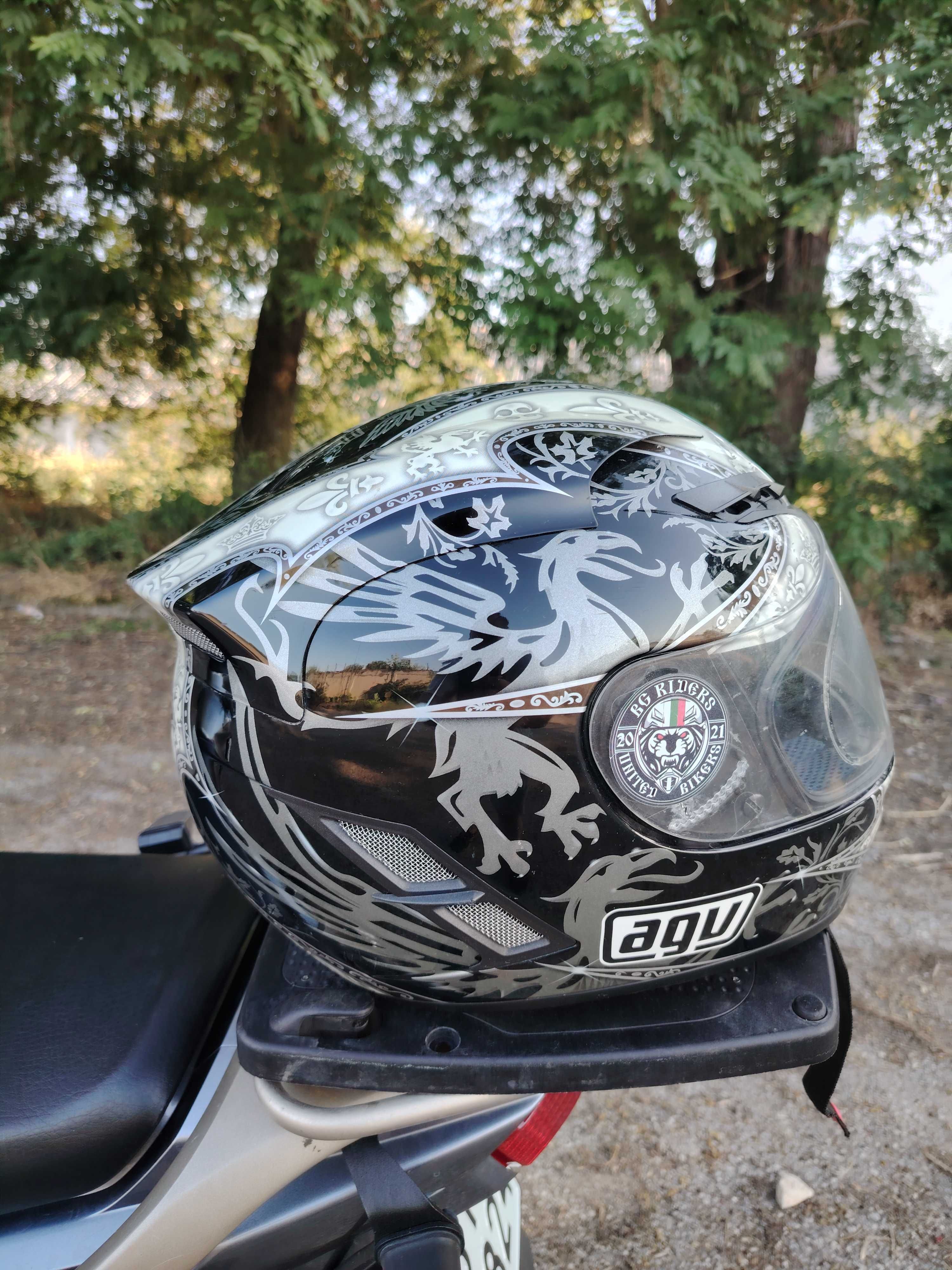 каска за мотор AGV