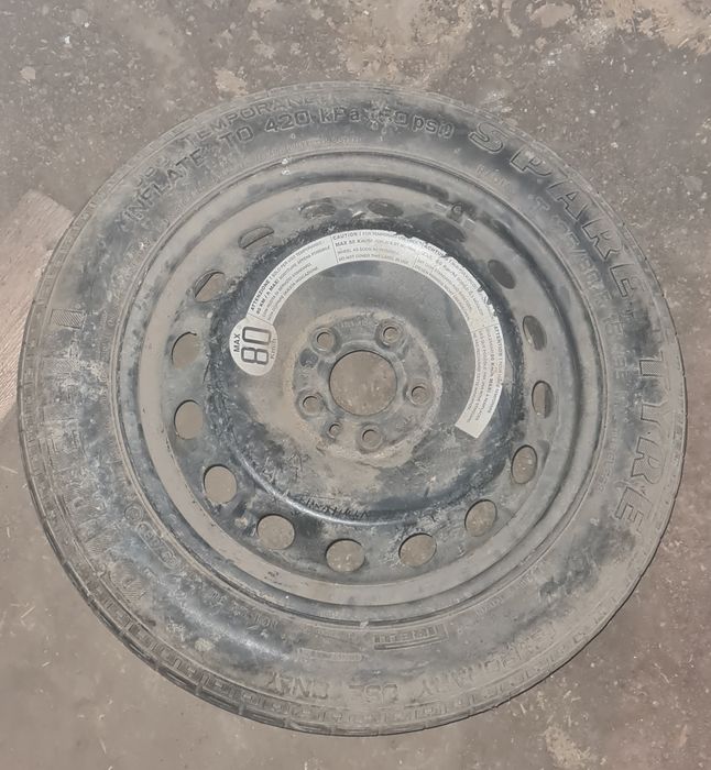 4x roti 195/65r15 5x100 de iarna. 2x roti rezerva de vara