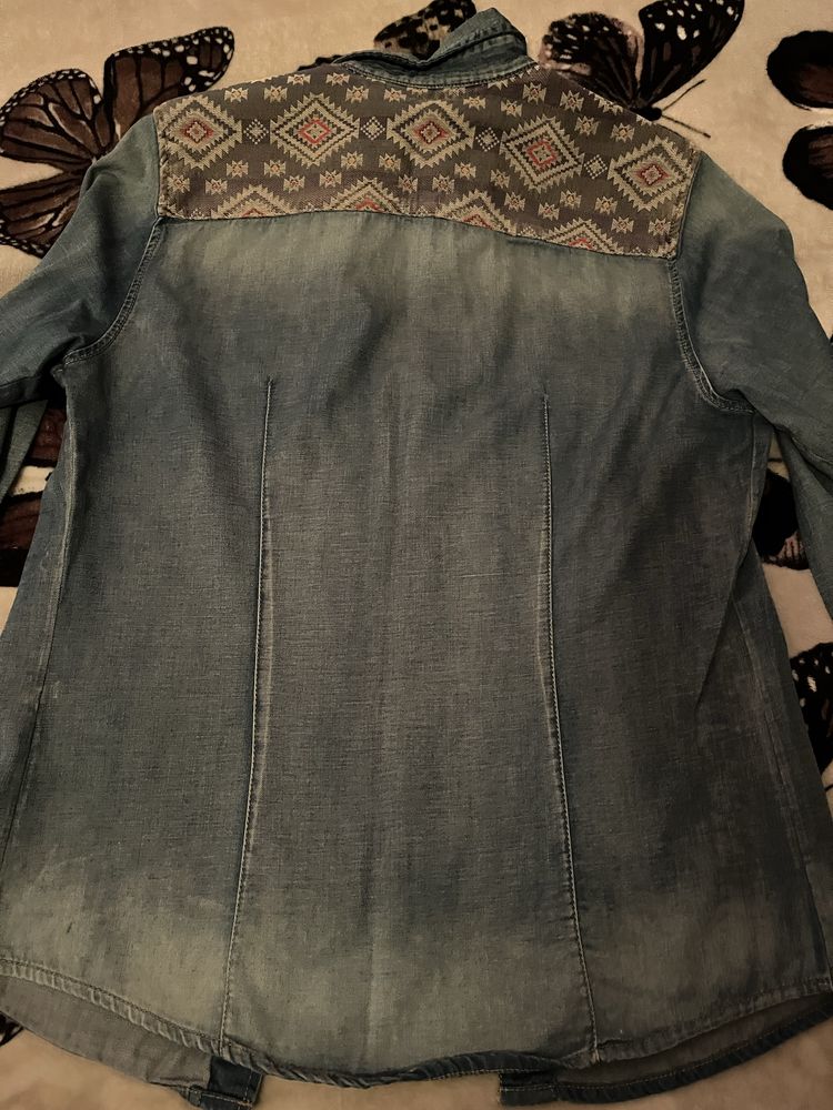 Мъжка ризa  Bershka, Lee