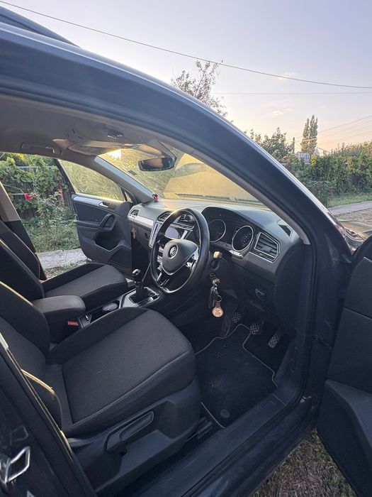 Volkswagen Tiguan S