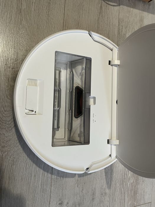 Робот прахосмукачка за сухо и мокро почистване Dreame F9 Mop Max